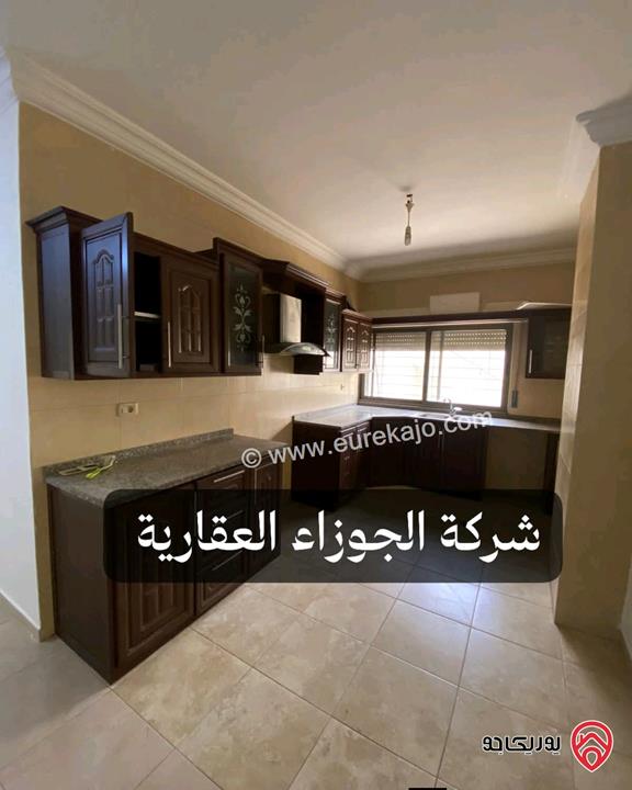 شقة فارغة شبه ارضية مساحة 200م مع حديقة 20م للايجار في عمان - البنيات