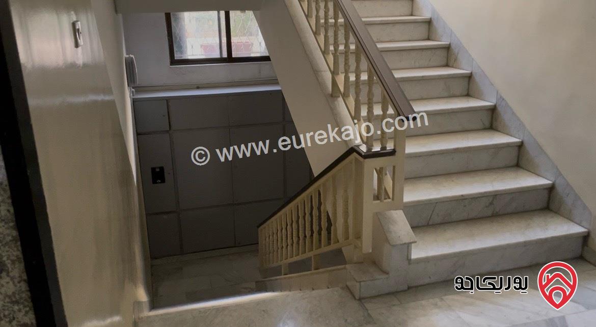 عمارة سكنية 4 طوابق سكن أ ، منطقة تجاري مكاتب للبيع في عمان - الشميساني