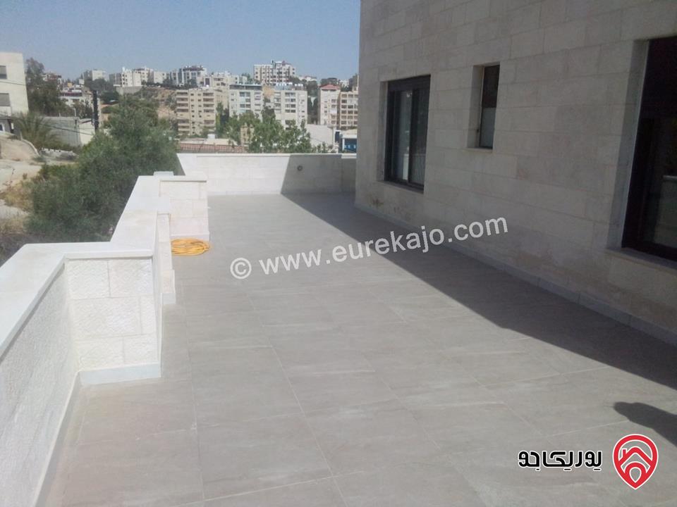 روف فاخر المساحة الكلية 385م للبيع مع أثاث فاخر تقريبا لم يستخدم في عمان - دابوق