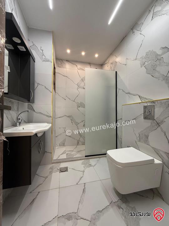 شقق بمساحة 175م للبيع في عمان - أجمل مناطق الجبيهة / حي المنصور 