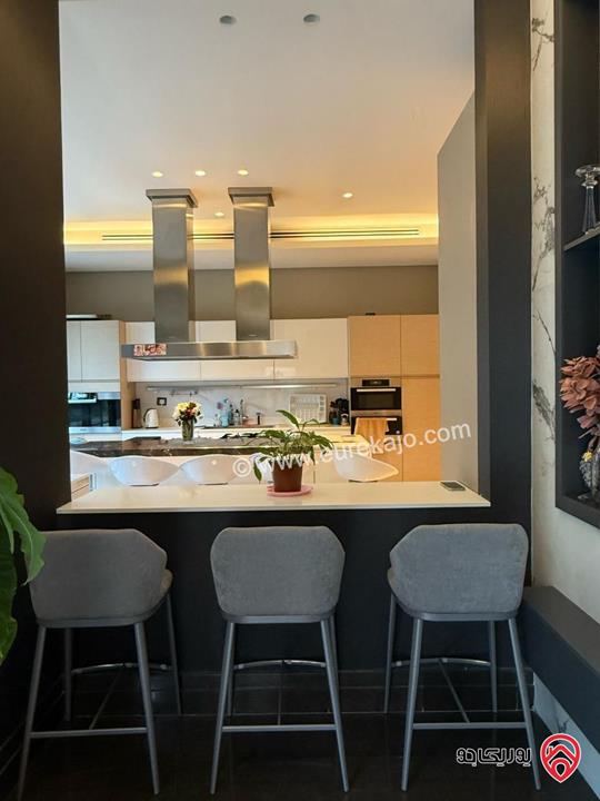 فيلا فاخرة مساحة 560م على ارض 500م للايجار في عمان - دابوق من المالك مباشرة