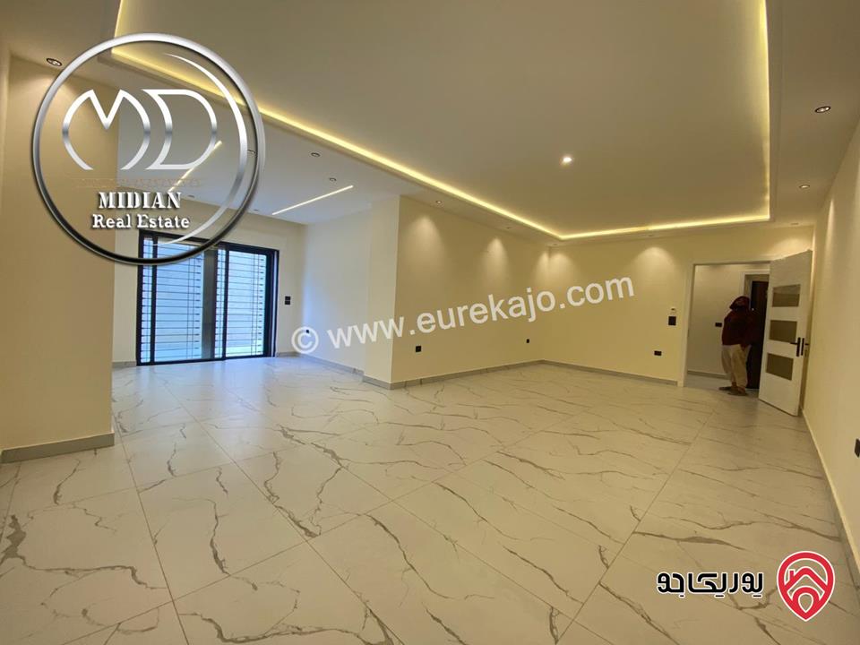 شقق دوبلكس جديدة للبيع في عمان - خلدا طابق أخير مع روف مساحات 240م & 300م مع تراسات تشطيبات ديكورات فاخرة اطلالة جميلة