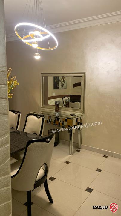 شقة مفروشة مساحة 90م طابق أول للإيجار في عمان - ضاحية الرشيد مربع العائلات من المالك مباشرة 