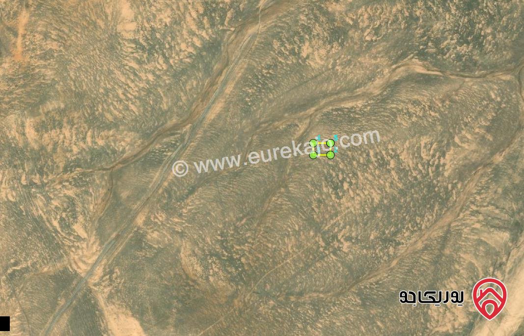 أرض مساحة 3 دونم و 400م للبيع في عمان - من اراضي الموقر المديسيسات حوض الجنوبي