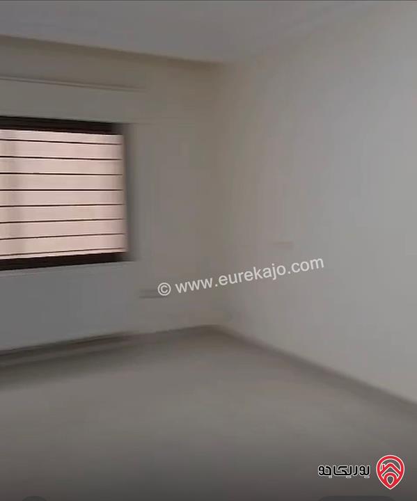 شقة ارضية واسعة مساحة 220م مع ترس 100م للايجار في عمان - البنيات 