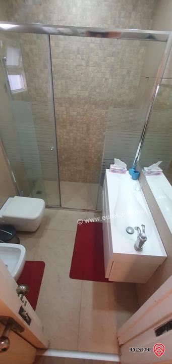 شقة مع روف وتيراس خارجي مساحة 200م للبيع في عمان - ضاحية الياسمين