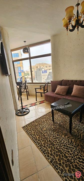 شقة مساحة 120م طابق ثاني للايجار مفروشة في اربد - الحي الجنوبي شمال مسجد علياء التل 