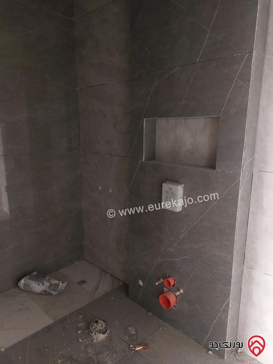 شقة أرضية قيد التشطيب مساحة 170م داخلي و 180م خارجي للبيع في عمان - تلاع العلي