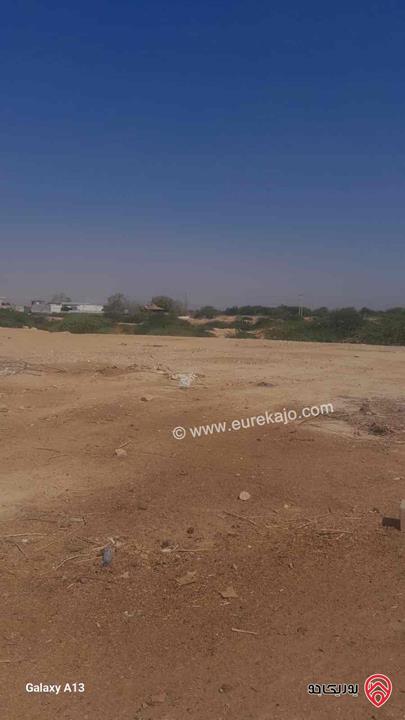 أرض مساحة 80 دونم للبيع طريق البحر الميت - الرامة