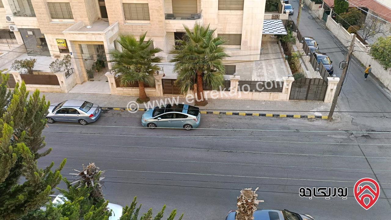 شقة مفروشة مساحة 200م طابق ثاني للايجار في عمان - الرابية