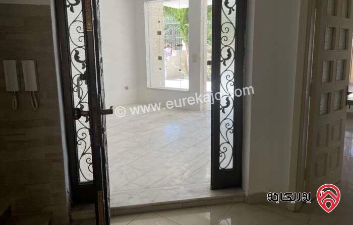 شقة طابق ارضي مساحة 300م للايجار في عمان - مرج الحمام 