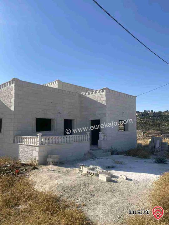 بيت مساحة 185م مع قطعة ارض مساحة 1 دونم للبيع في اربد - جحفية