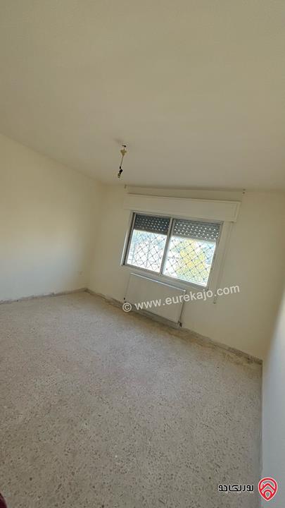 شقة مساحة 58م طابق أول للبيع في عمان - أبو نصير 