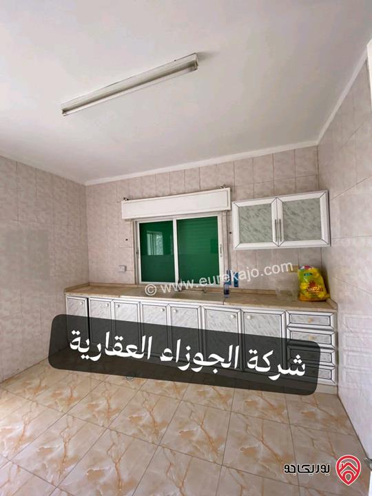 شقة فارغة مساحة 125م طابق ثالث للايجار في عمان - البنيات 