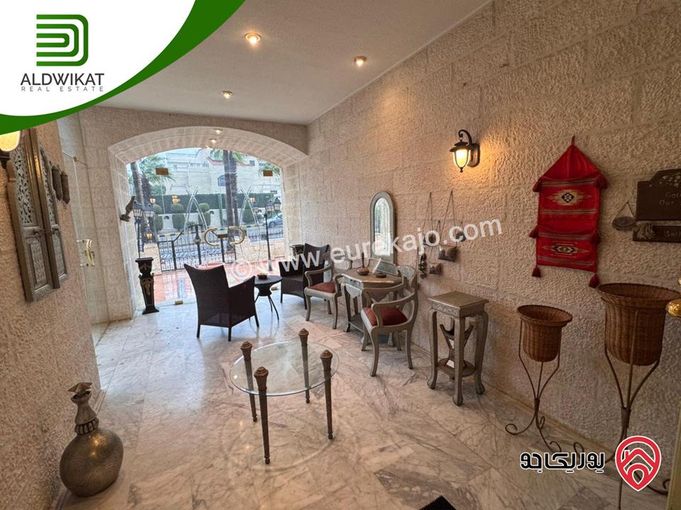 فيلا مستقلة للبيع في عمان - عبدون مساحة الارض 1000 م مساحة البناء 1050 م