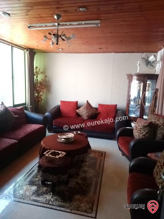 شقة طابق أرضي مساحة 150م داخلي و 50م خارجي للبيع في عمان - جبل الزهور