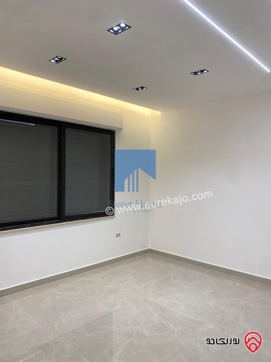 شقة أرضية فاخرة للبيع في عمان - أم أذينة قرب أبراج السادس 190م مع ترسات 130م لم تسكن