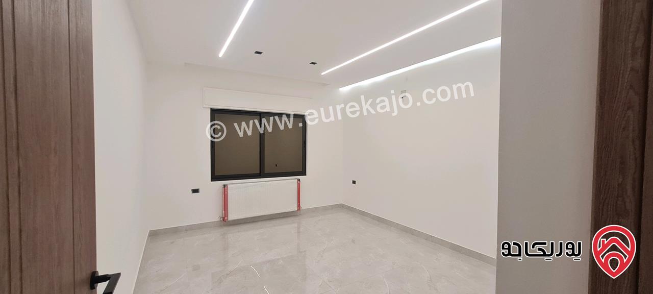 شقق فاخرة طابقية مساحة 207م للبيع في عمان - البنيات بالقرب من مدارس الحصاد