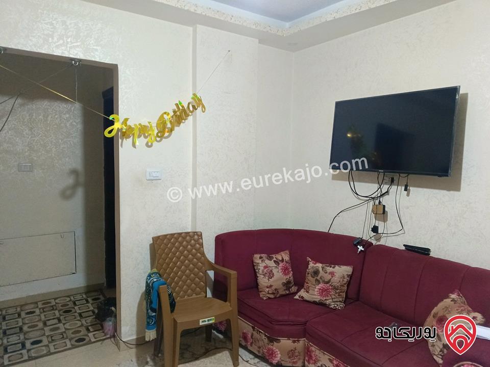 شقة ديلوكس مساحة 84م طابق أول للبيع في الزرقاء - جبل طارق 