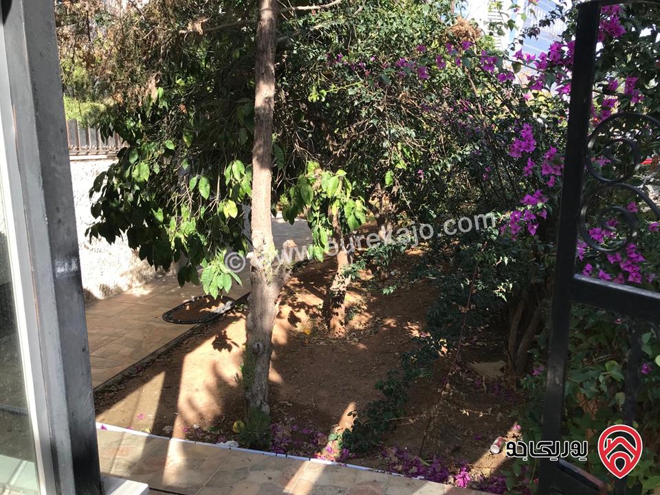 شقة أرضية مساحة 280م سوبر ديلوكس للإيجار في عمان - دير غبار 