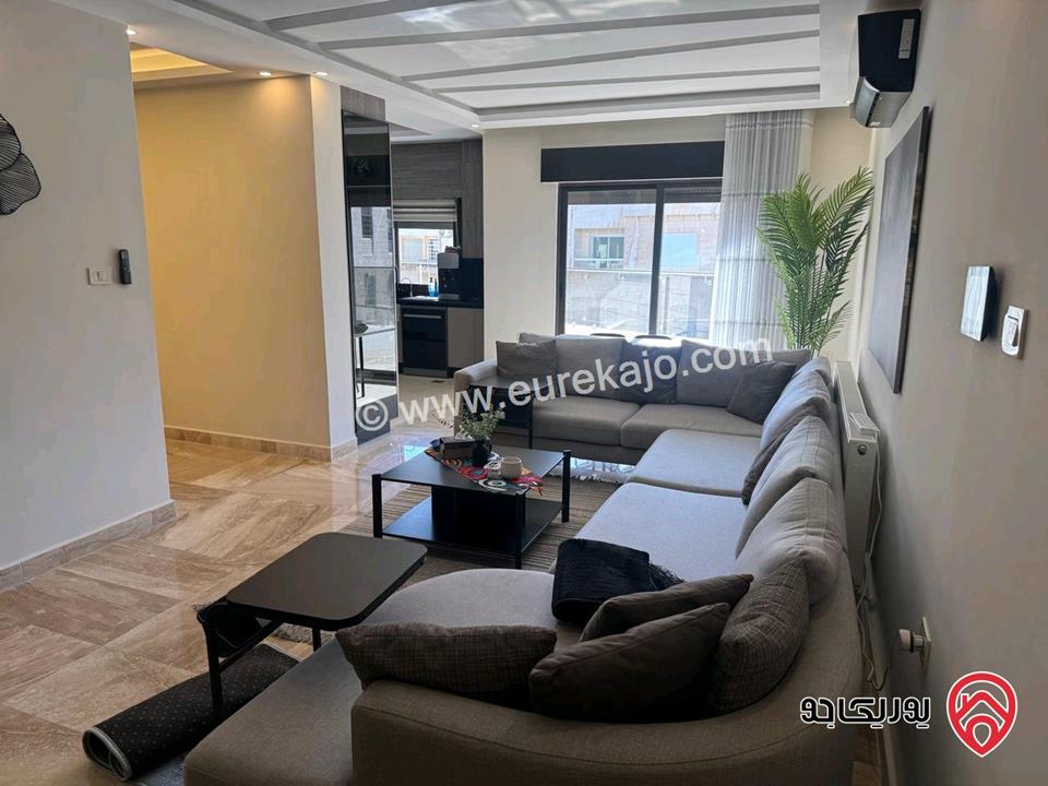 شقة طابق ثاني مساحة 215م للبيع في عمان - الرابية