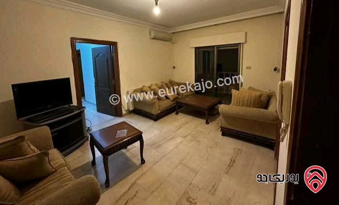 شقة فارغة طابق ثالث مساحة 250م للايجار في عمان - عبدون