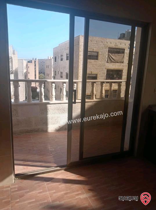 شقة مساحة 150م طابق ثالث للبيع في عمان - طبربور