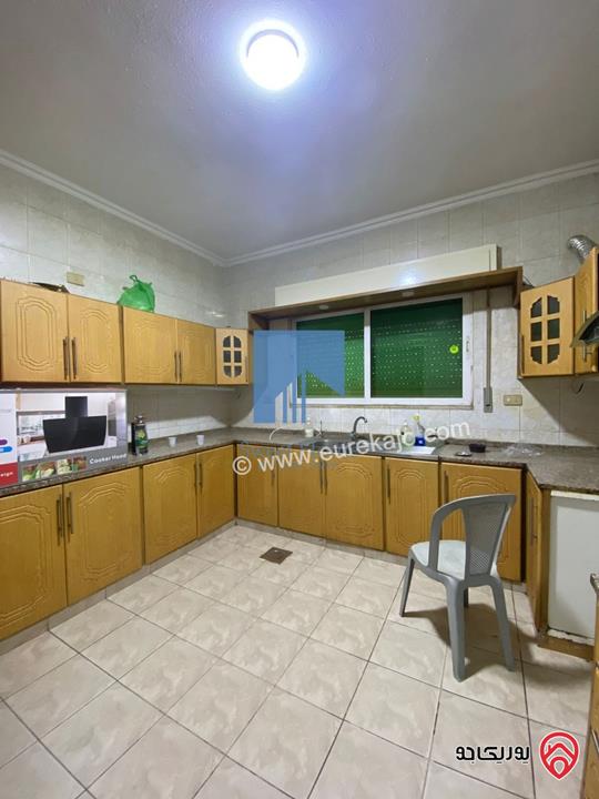 شقة أرضية مساحة 157م مع حديقة وترسات 100م للبيع في عمان - خلدا