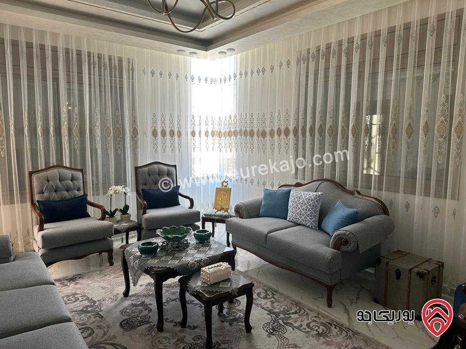 فيلا مساحة 500م على أرض 600م للبيع في الزرقاء 
