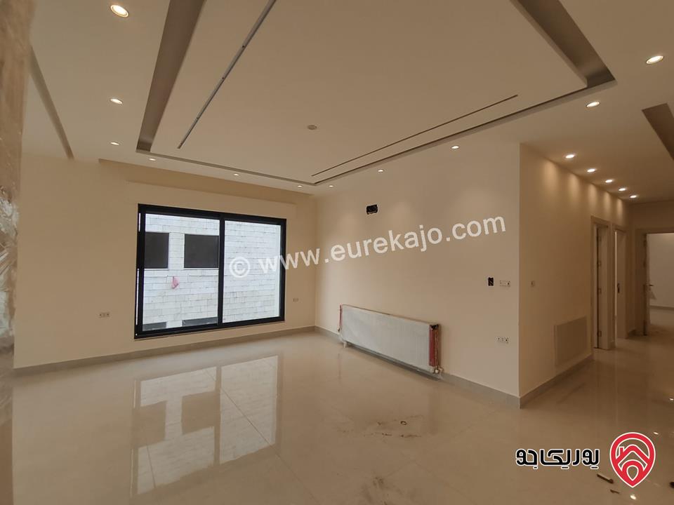 شقق جديدة مساحات 175 /155م للبيع في عمان - حي الصحابة رجم عميش  