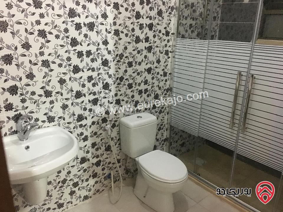 شقة طابق ثالث مساحة 160م للايجار في عمان - جبل عمان 