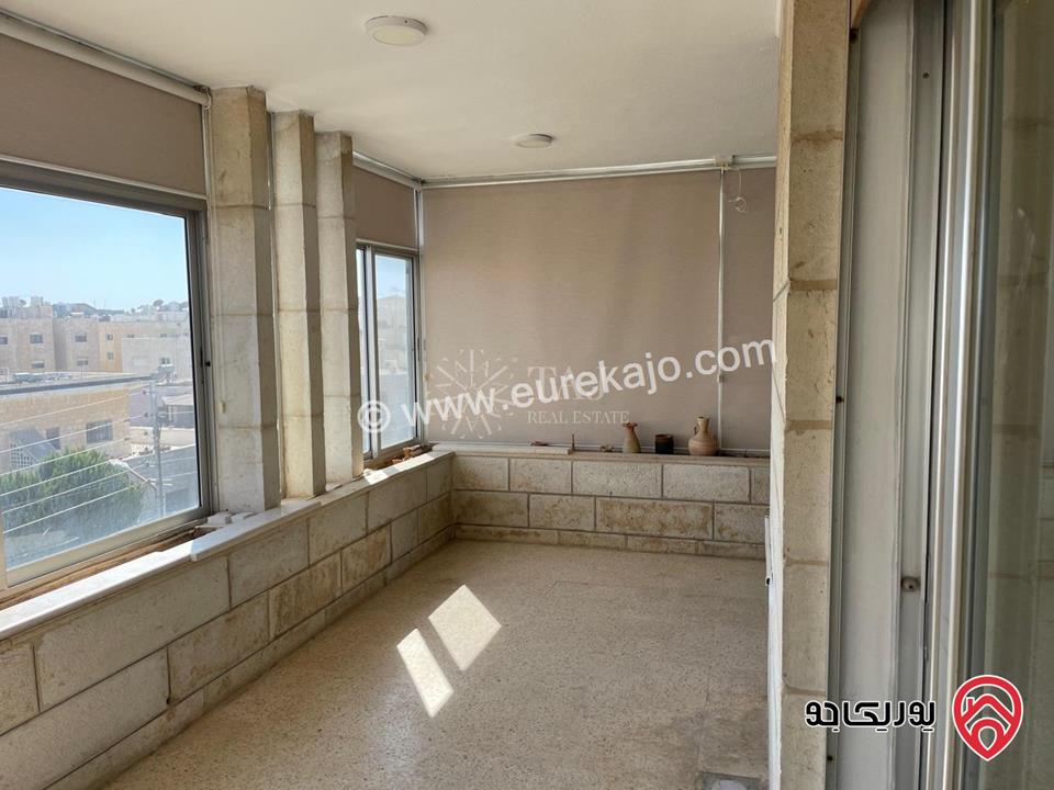 شقة طابق ثالث مساحة 267م للبيع في عمان - الرونق