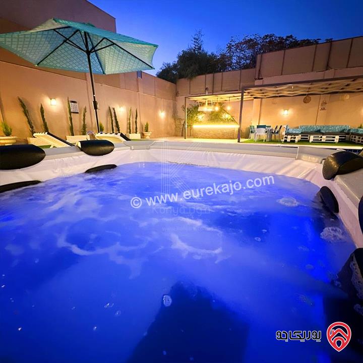 شاليه مفروش فاخر مساحة الأرض 288م والبناء 147م للبيع في البحر الميت