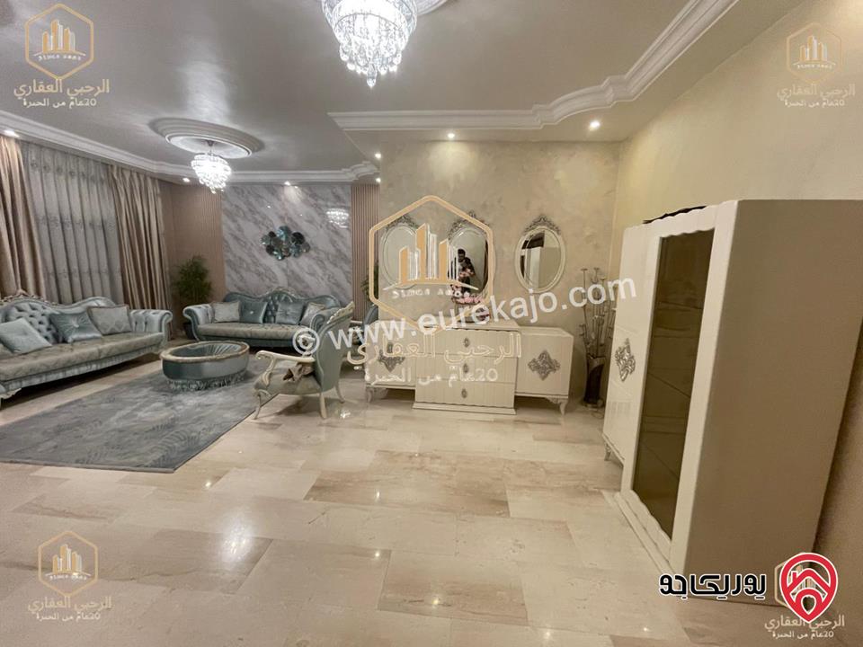 شقة طابق ثالث مع رووف سوبر ديلوكس مساحة 450م للايجار في عمان - خلدا