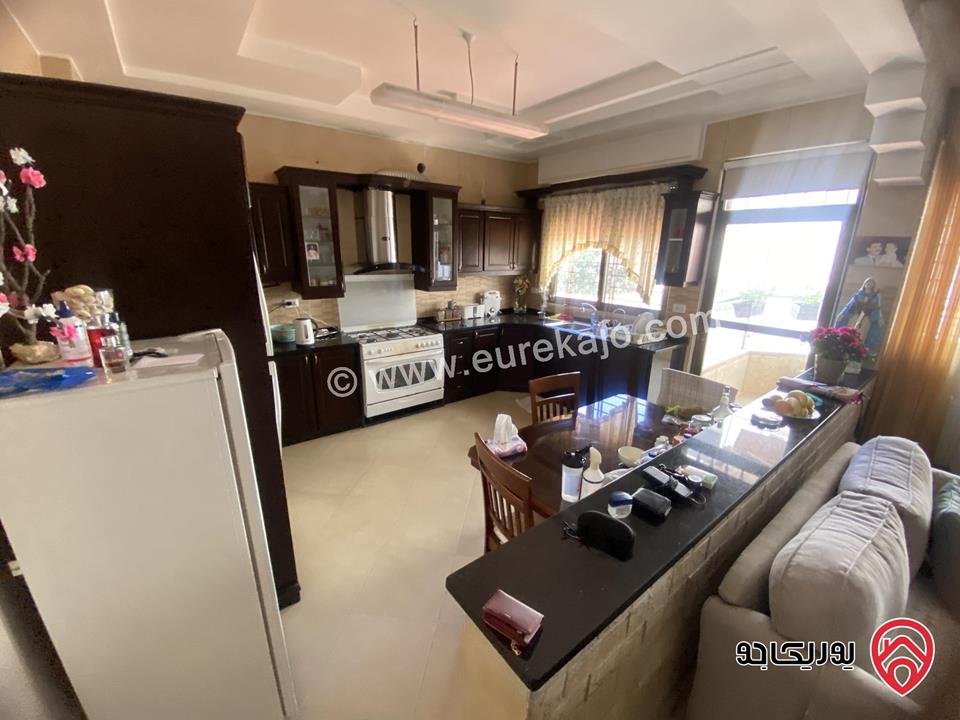 شقة طابق اول مساحة 187م للبيع في عمان - خلدا من المالك