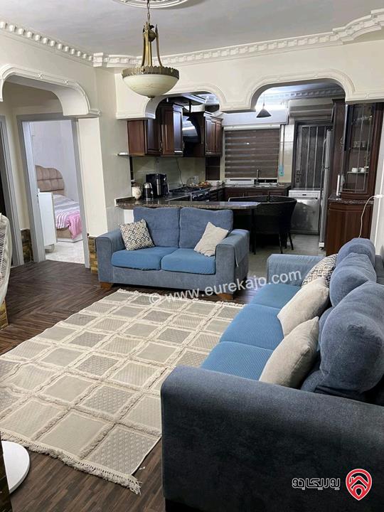 شقة مساحة 135م طابق رابع للبيع المستعجل في اربد