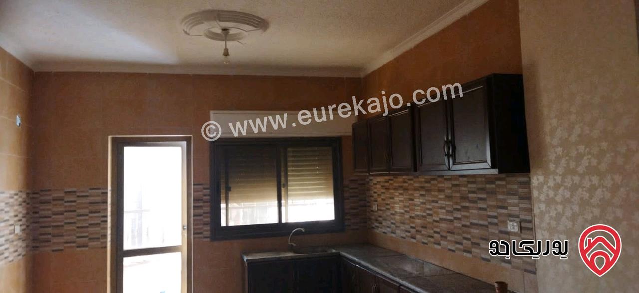 شقة غير مسكونة طابق اخير ثالث مساحة 150م للبيع في عمان - شفا بدران