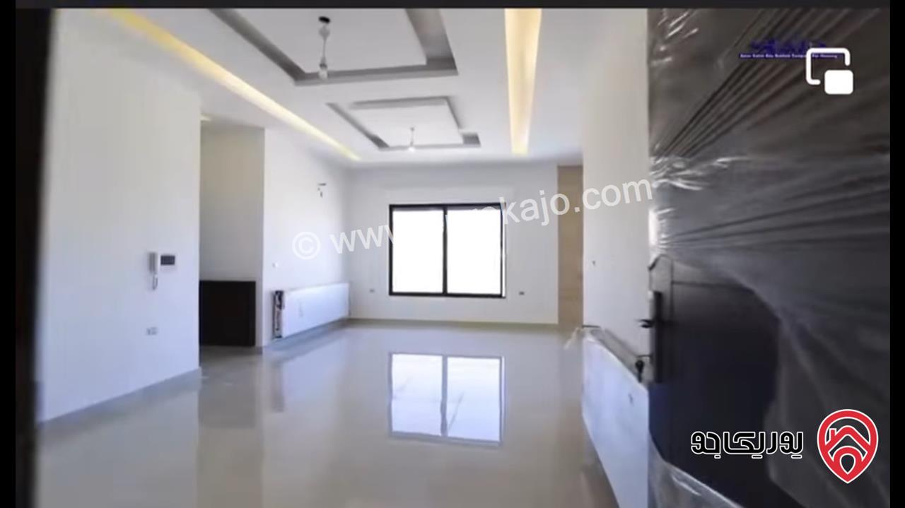 شقة سوبر ديلوكس طابق اول مساحة 184م للبيع في عمان - الجبيهة 