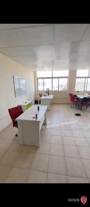 مكتب تجاري مساحة 250م للبيع في عمان - افضل مواقع الدوار السابع 