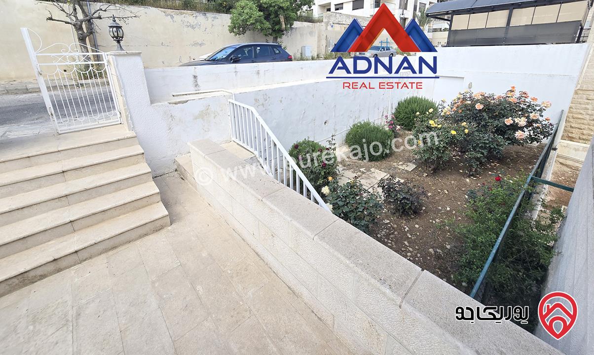 شقة ارضية مساحة 170م داخلي و 90م خارجي للإيجار الفارغ مع مدخل خاص من ضمن فيلا في عمان - الرابية