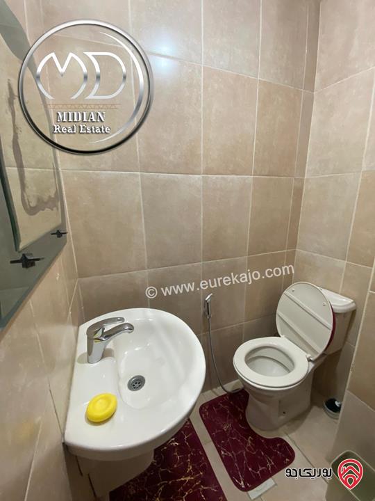 شقة للبيع في عمان - الرابية طابق اول مساحة 180م سوبر ديلوكس اطلالة جميلة بسعر مميز جداً