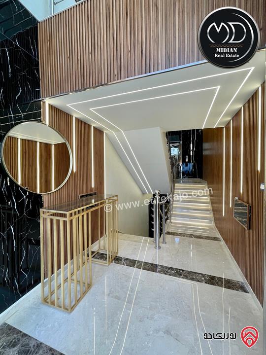 شقق جديدة للبيع في عمان - ضاحية النخيل مساحات 220م & 260م تشطيبات ديكورات عصرية فاخرة اطلالة جميلة