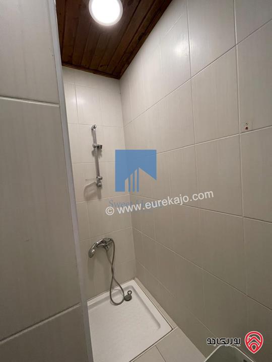 شقة مميزة للبيع في عمان - أم السماق مقابل روان كيك طابق ثالث مع روف دوبلكس 210م بسعر مغري