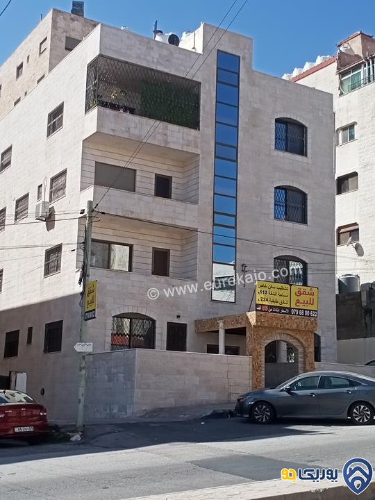شقة سوبر ديلوكس طابقية مساحة 224م طابق اول للبيع في عمان - عرجان