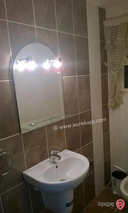 شقة طابق ثاني مساحة 135م مفروشة للايجار في عمان - الرابية