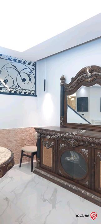 فيلا مساحة 370م على أرض 756م للبيع في عمان - الدوار السابع