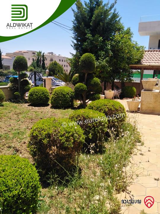 فيلا متلاصقة للبيع في عمان - الكرسي مساحة البناء 740م مساحة الارض 600 م