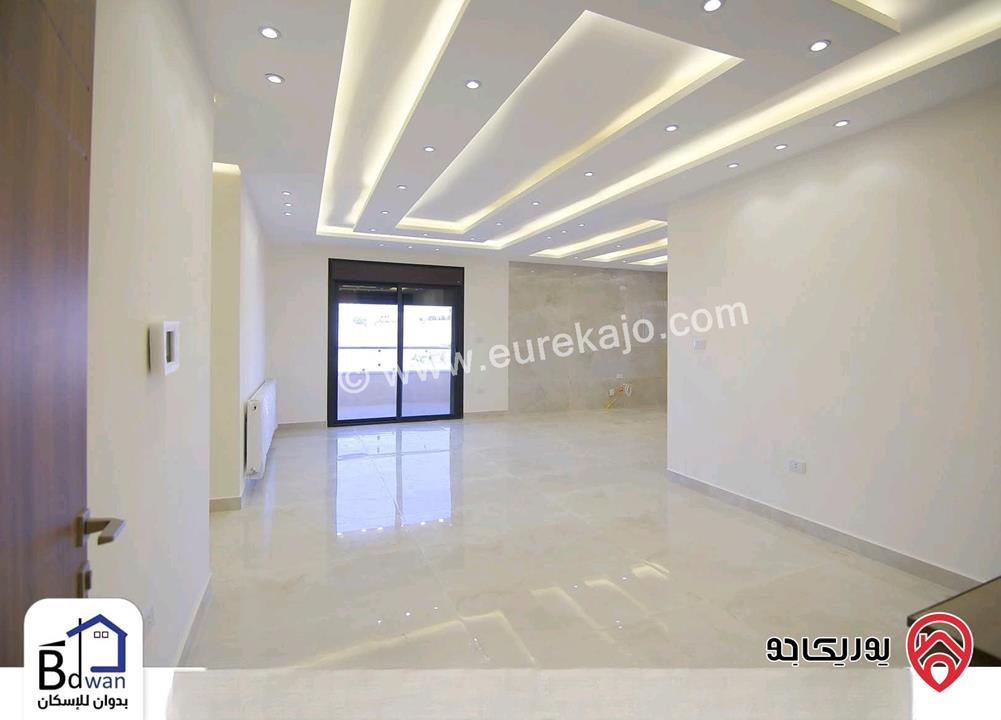 شقق مساحة 210م / 240م للبيع في عمان - طريق المطار