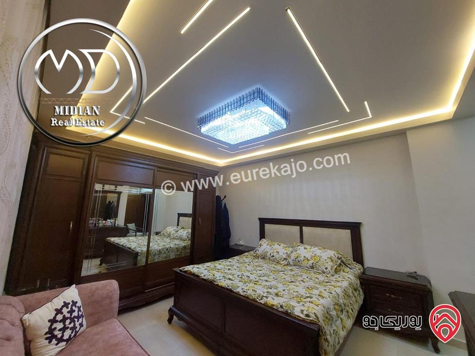 شقة ارضية للبيع في عمان - حي الصحابة مساحة 205م مع ترس و حديقة 70م تشطيبات ديكورات سوبر ديلوكس بسعر مميز