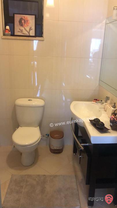 شقة مساحة 255م للبيع في عمان -  أم أذينة